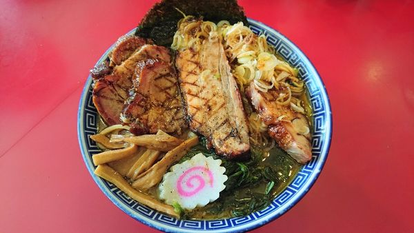 「ミックス・チャーシュウメン1170円 麺大盛り100円」@ラーメンいっとくの写真