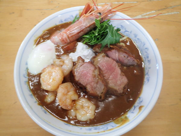 「新春限定　B アジアン1/4海老カレー 2000円」@MENYA 食い味の道有楽の写真