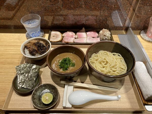 「つけめん 特選全部乗せ 他」@中華蕎麦 とみ田の写真