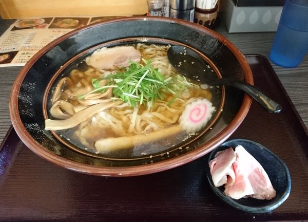 「わこんらーめん 正油 大盛」@麺匠えにしの写真