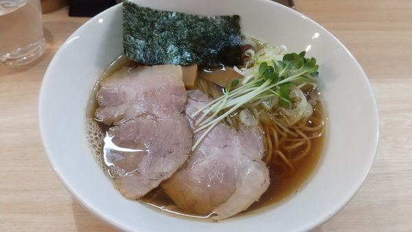 「ダシ煮干しらーめん（醤油：正月限定）850円」@麺堂にしきの写真