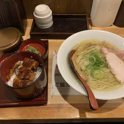 塩そばひつまぶしセット　1100円