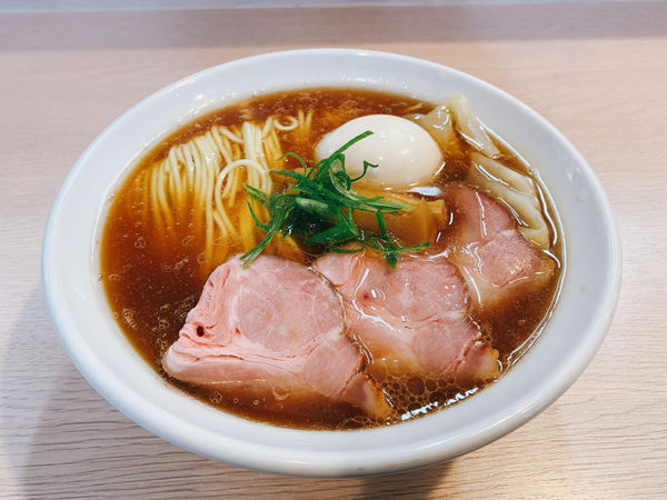 「特製醤油らーめん」@麺笑巧真の写真