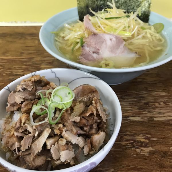 「ネギラーメン（￥950）＋チャーシュー丼（￥400）」@まこと家の写真