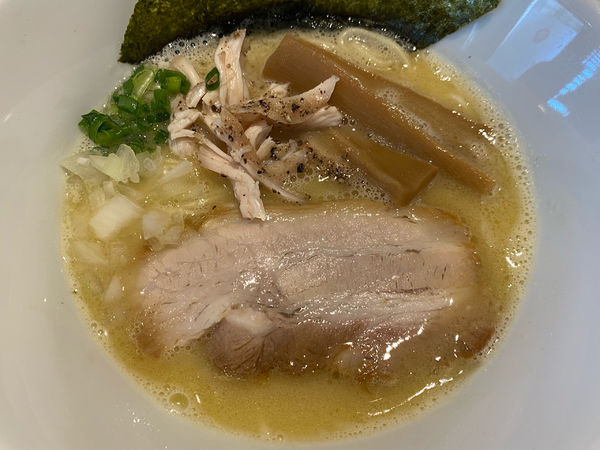 「濃厚鶏白湯らーめん」@RAMEN TORICOの写真
