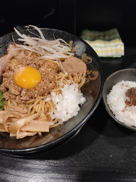 「肉味噌まぜそば（850円）」@次男坊 THE SECOND 三鷹店の写真