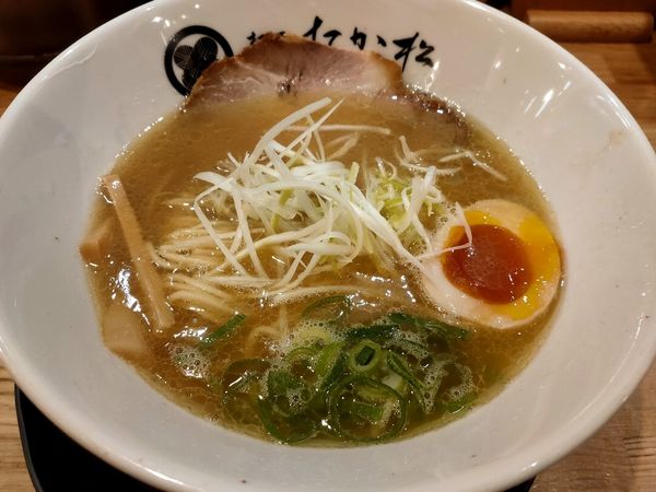 「にぼしかおるラーメン 690円」@麺匠たか松 四条店の写真
