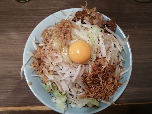 「汁なし胡椒」@立川マシマシ 栄住吉店の写真