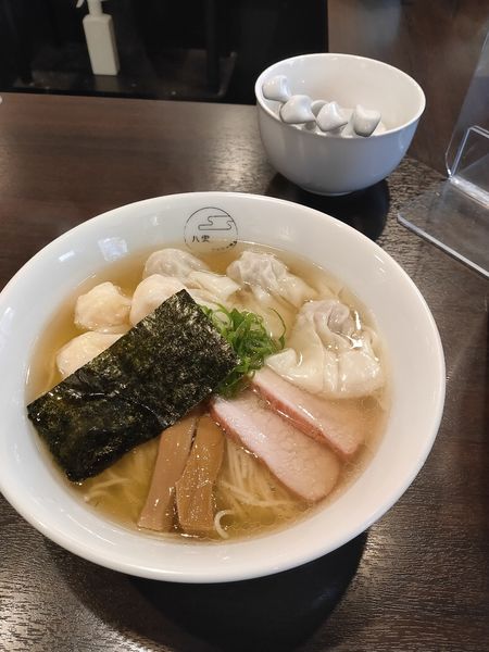 「特製ワンタン麺(白)」@八雲の写真