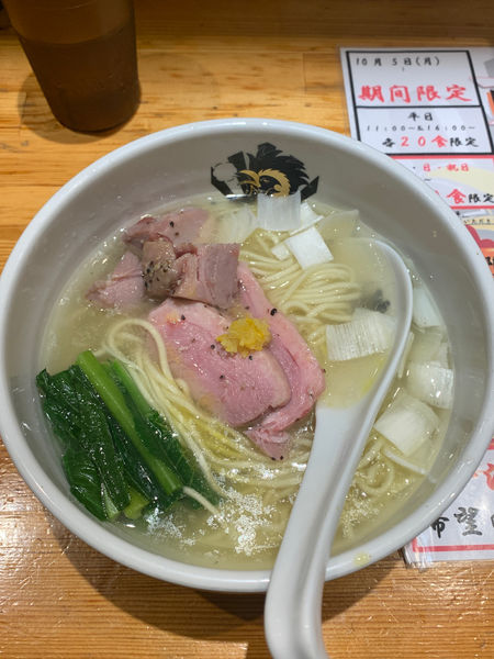 「鴨中華そば塩」@満鶏軒の写真