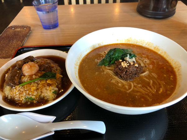「坦々麺　セット1080円」@中華食堂 たんめん屋 安武店の写真