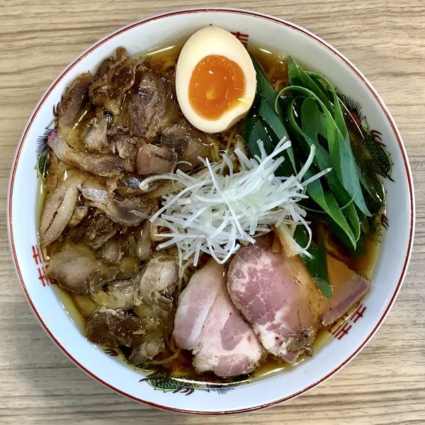 「特製醤油 ＋ 替玉 極細バリカタ麺」@くじら食堂bazar 三鷹店の写真
