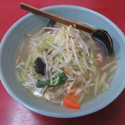 湯麺：850円