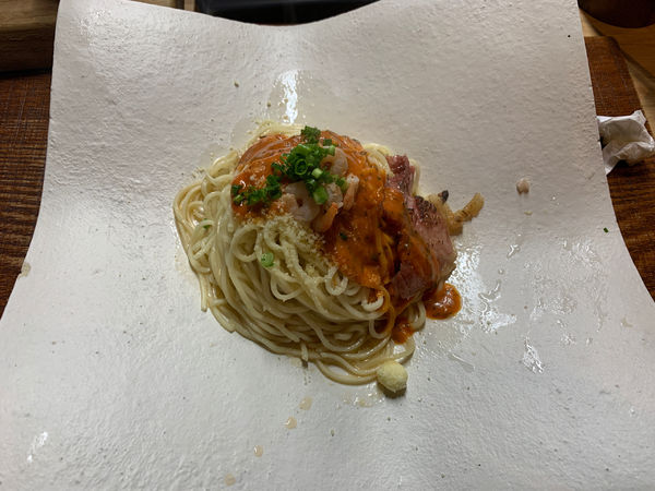 「限定替え玉　トマトと海老のバジルソース」@芛堂寺の写真