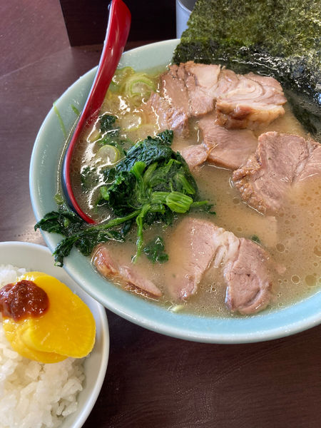 「チャーシューメン　小ライス少なめ」@ラーメンショップ 二ツ橋店の写真