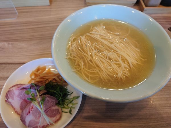 「【正月限定】貝そば1200円＋ハイボール（アテ付き）」@くじら食堂 nonowa東小金井店の写真