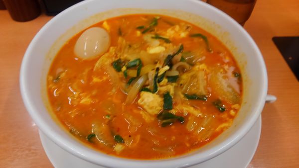 「チゲ味噌、味玉」@日高屋 金沢文庫東口店の写真