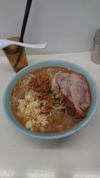 「ラーメン￥850ニンニク」@俺の生きる道 柏店の写真