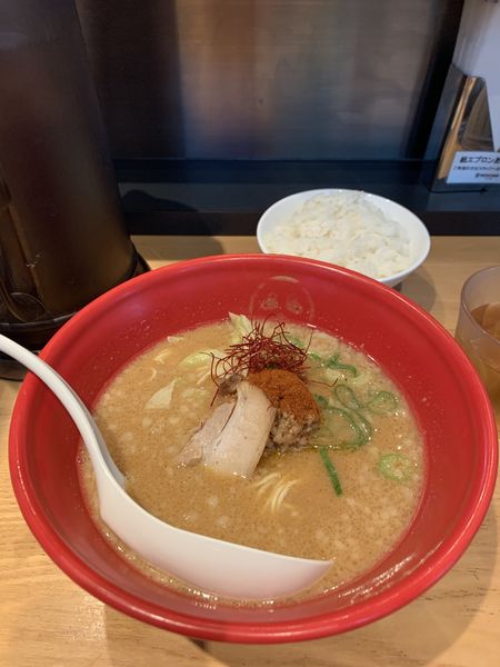 「豚骨 赤 特辛」@TOKYO豚骨BASE MADE by 博多一風堂 ペリエ海浜幕張店の写真