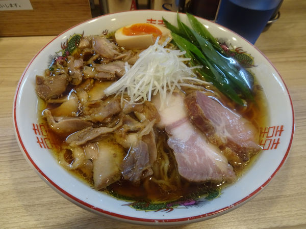 「特製醤油 980円」@くじら食堂bazar 三鷹店の写真