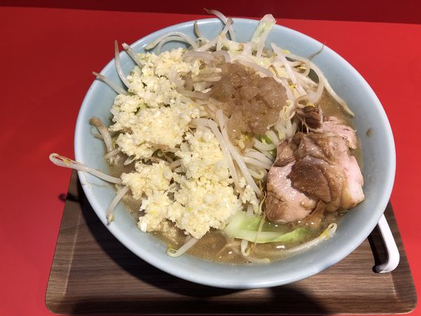 「ラーメン　250g ニンニク増し増し」@ラーメン豚まるの写真