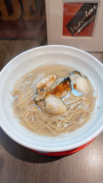 「牡蠣七味鯛そば」@柳麺 呉田-goden-の写真