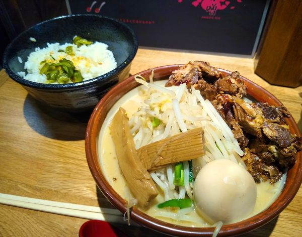 「味噌ラーメン780円（+トッピング、無料ライス）」@花木流味噌 成増総本店の写真