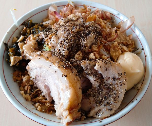 「汁なしパート2(限定)＋豚１枚」@蒙麺 火の豚の写真