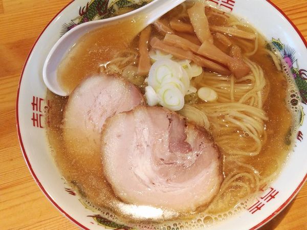 「塩らぁめん」@ブタハトモダチニボシハシンユウの写真