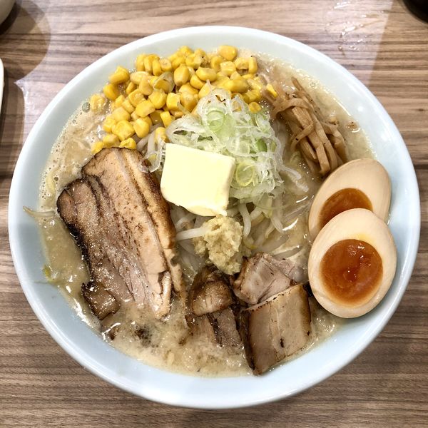 「特製味噌＋味玉＋バターコーン」@くじら食堂 nonowa東小金井店の写真