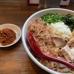 まぜそば大盛り¥900辛肉ミンチトッピング＋¥100