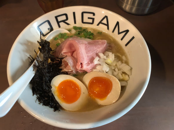 「濃厚煮干そば(味玉サービス830円)」@麺屋 ORIGAMIの写真