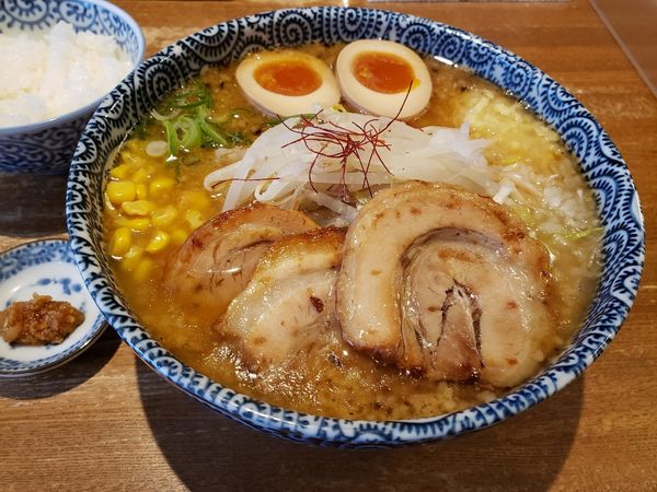 「○得　焙煎味噌そば　小ライス」@麺恋処 爆龍の写真