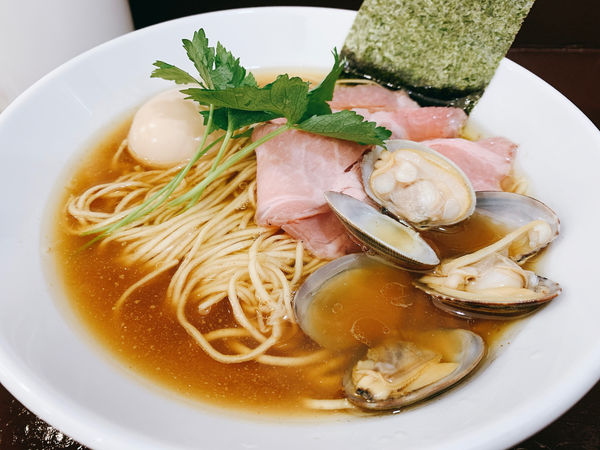 「貝だし上醤油」@中華そば うお青の写真