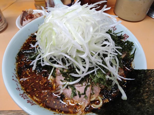 「獄ラーメン 極上3 チャシュー 岩海苔」@地獄ラーメン 田中屋の写真