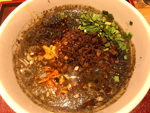 「担々麺(黒胡麻)」@おばんざいと中華そば 玉春の写真