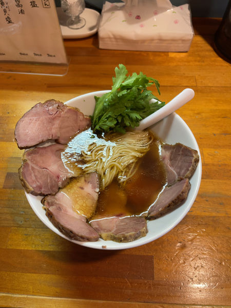 「地鶏醤油+炭火焼チャーシュー」@極汁美麺 umamiの写真