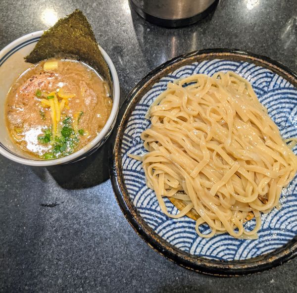 「濃厚地鶏魚介つけ麺　900円」@青山焼鳥倶楽部の写真