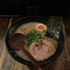 ニューラーメン専門店 玄屋の画像