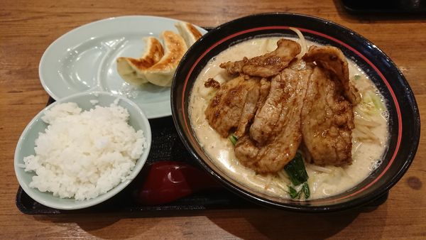 「肉タンメン 850円+他」@濃厚タンメン マルテンの写真