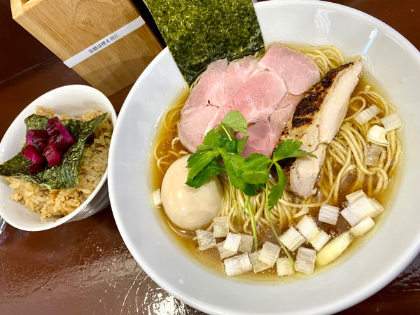 「上中華醤油」@中華そば うお青の写真