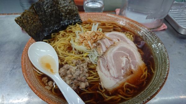 「三段覆麺正油ラーメン大盛り＋海苔」@覆麺 智の写真