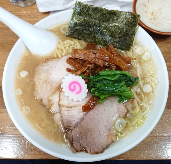 「しおラーメン＋風味爽快ニシテ」@オランダ軒の写真