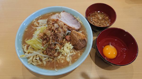 「ラーメン  850円，生たまご  50円」@俺の生きる道 つくば店の写真
