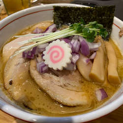 濃厚極上鶏白湯