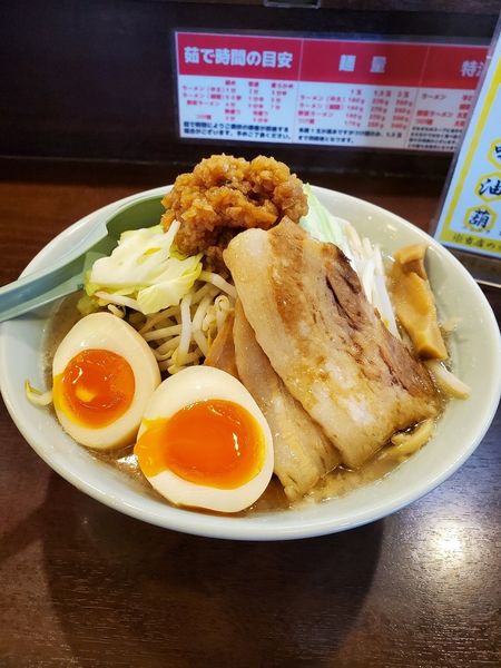 「ドカ盛り　祭野菜ラーメン」@横濱家系ラーメン 祭家の写真