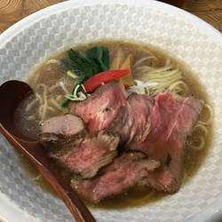 牛骨あっさりラーメン（しょうゆ）