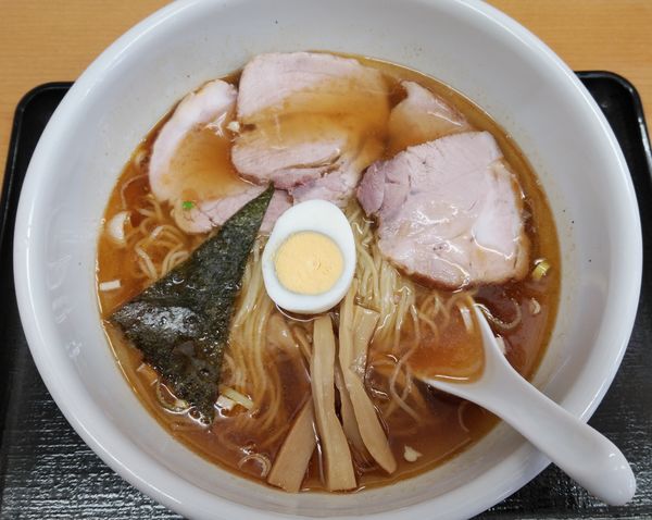 「チャーシューめん(小、950円)」@らーめん どんぐりの写真