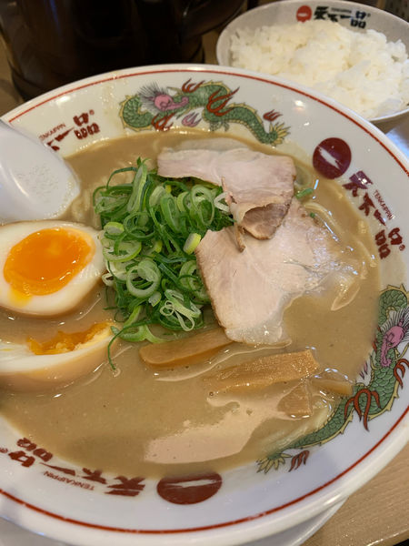 「ラーメン＋煮卵」@天下一品 堺東店の写真