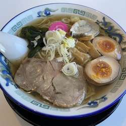 函館味玉塩らーめん（大盛）・唐揚げ